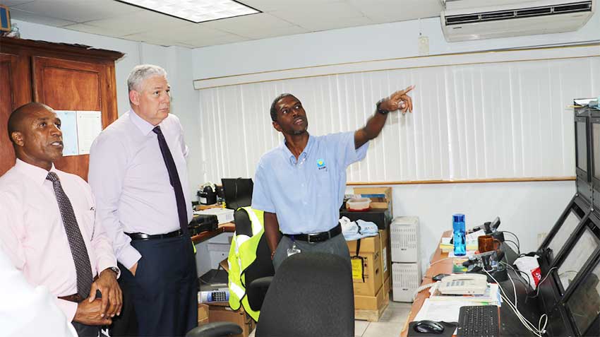 Image: Prime Minister finds out about concerns of staff.