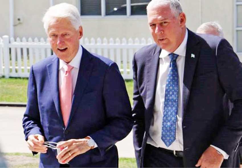 Image of the former President and the Prime Minister.