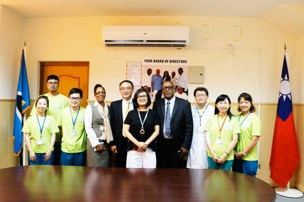 Image: Ambassador Douglas C.T. Shen, Madame Shen, Mr. Wayne Harrow, Chairman of the Board, Ms. Verna Charles, CEO of St. Jude Hospital with Volunteers from Taiwan