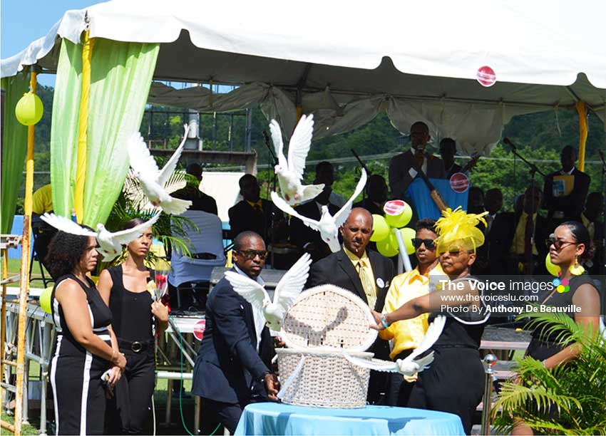 Image: Let peace and freedom reign, Doves being released by Chaz’ Mother Samina James Cepal.(Photo: Anthony De Beauville) 