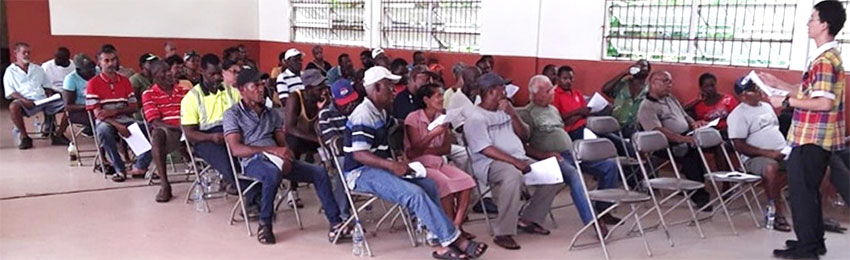 Image of farmers during the training session. 