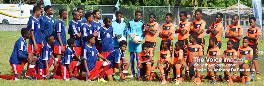 Image: (L-R) ) Flow Lancers FC and GMC United Under 15 teams minutes before the final clash. (PHOTO: Anthony De Beauville) 