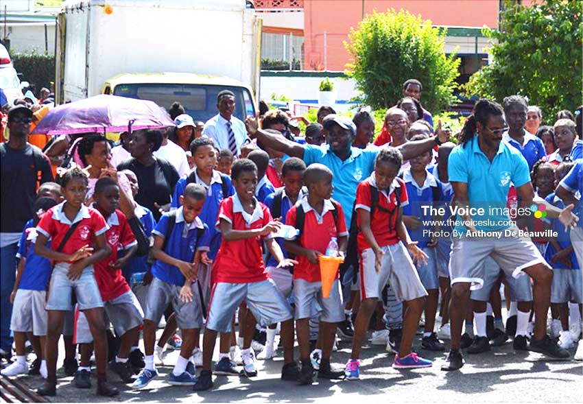Image: Gordon and Walcott Memorial Methodist School upped the temperature a few notches just before the finish with Bay Pat by Subance. (Photo: Anthony De Beauville)