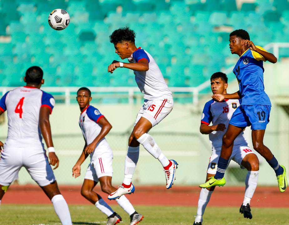 Belize on the defensive against Saint Lucia (Photo: CONCACAF)